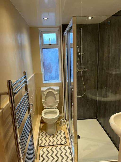 Ovington Grove 2 Fully Equipped Kitchen Free Parking 3 Bedrooms Netflix Νιούκασλ Εξωτερικό φωτογραφία