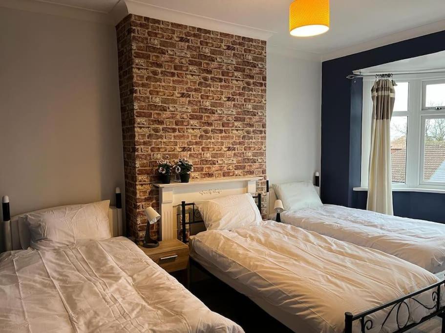 Ovington Grove 2 Fully Equipped Kitchen Free Parking 3 Bedrooms Netflix Νιούκασλ Εξωτερικό φωτογραφία