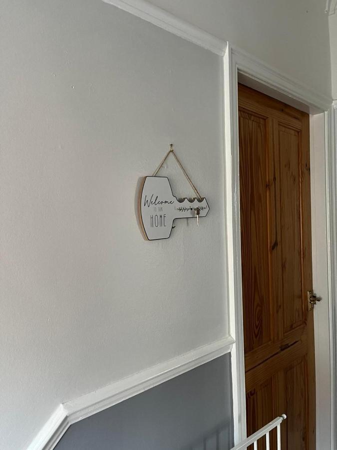 Ovington Grove 2 Fully Equipped Kitchen Free Parking 3 Bedrooms Netflix Νιούκασλ Εξωτερικό φωτογραφία