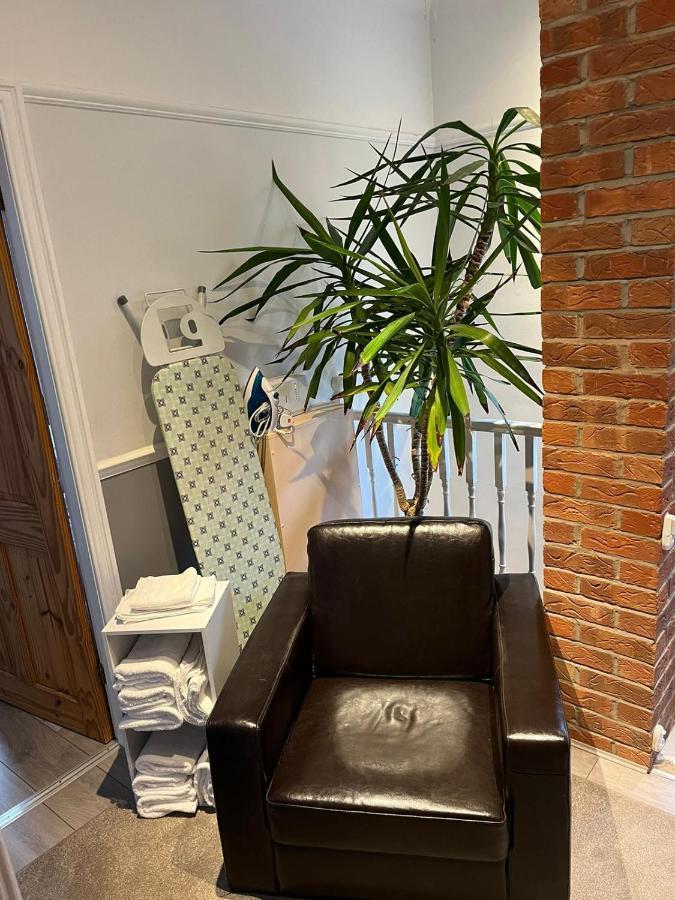 Ovington Grove 2 Fully Equipped Kitchen Free Parking 3 Bedrooms Netflix Νιούκασλ Εξωτερικό φωτογραφία