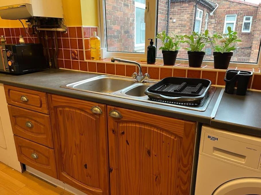 Ovington Grove 2 Fully Equipped Kitchen Free Parking 3 Bedrooms Netflix Νιούκασλ Εξωτερικό φωτογραφία