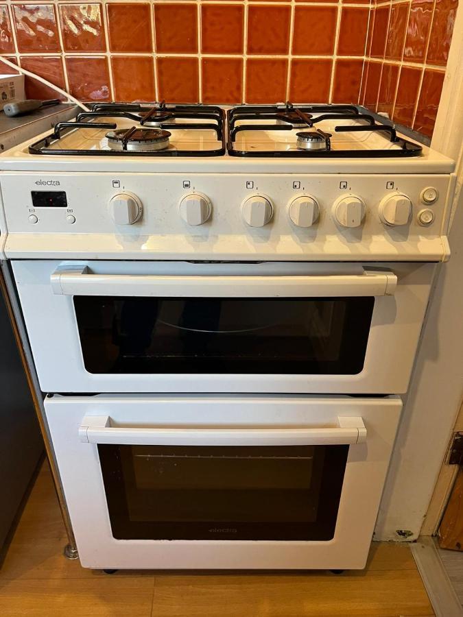 Ovington Grove 2 Fully Equipped Kitchen Free Parking 3 Bedrooms Netflix Νιούκασλ Εξωτερικό φωτογραφία