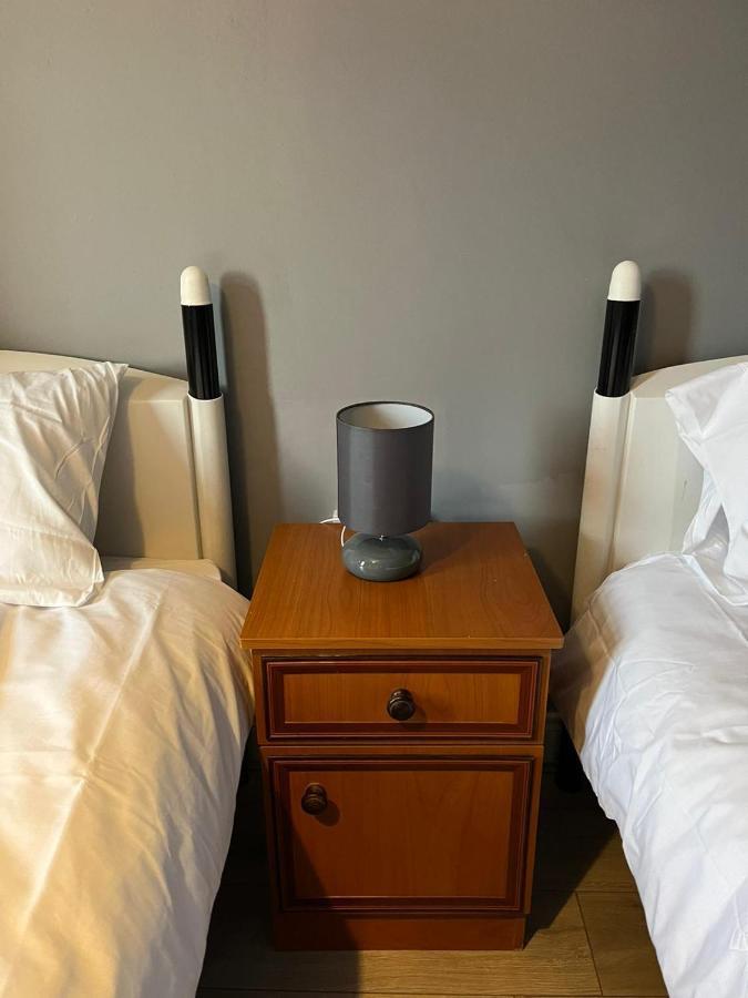Ovington Grove 2 Fully Equipped Kitchen Free Parking 3 Bedrooms Netflix Νιούκασλ Εξωτερικό φωτογραφία